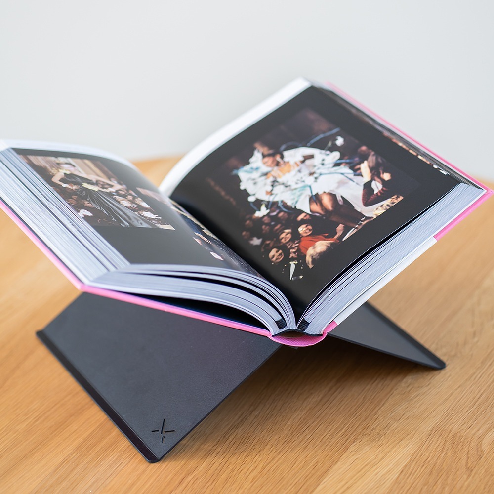 Animeaux Book Stand